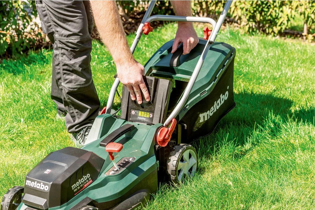Metabo RM36-18LTXBL36 Brushless Lawn Mower 601716850 7 Metabo RM36-18LTXBL36 Brushless Lawn Mower 601716850 - Image 5