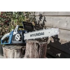 Hyundai 1600W / 230V, 14" Bar Electric Chainsaw | HYC1600E -Horti Gear Sales Store hyc1600e 12