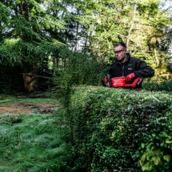 Milwaukee M18FHT45-0 Fuel Hedge Trimmer 45Cm 8 Milwaukee M18FHT45-0 Fuel Hedge Trimmer 45Cm -Horti Gear Sales Store m18 fht45 802 app 3
