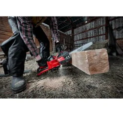 Milwaukee M18FCHS-121B 18V Fuel 16 Inch Chainsaw Kit - 1x12.0Ah 7 Milwaukee M18FCHS-121B 18V Fuel 16 Inch Chainsaw Kit - 1x12.0Ah -Horti Gear Sales Store milwaukee m18fchs 121b 18v fuel 16 chainsaw kit 2 118